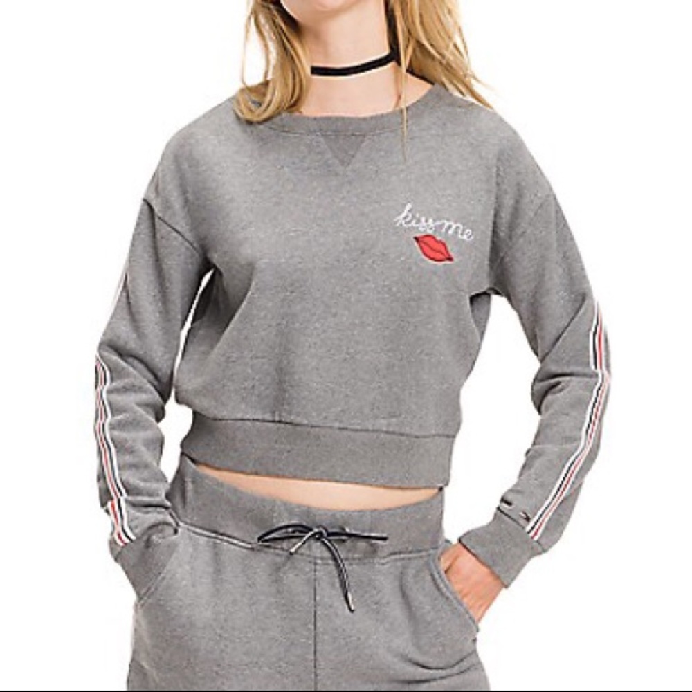 TOMMY HILFIGER Kiss Me Sweater